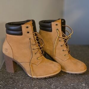 Timberland Women's Brown Heeled Boots